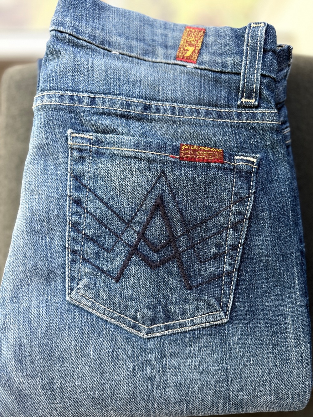 7 For All Mankind A Pocket Straight Leg Jeans Size 25 Dark Wash Made in USA